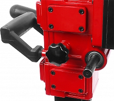 Фиксатор каретки прямой стойки для алмазного бурения Messer 350P Фиксатор каретки прямой стойки для алмазного бурения Messer 350P