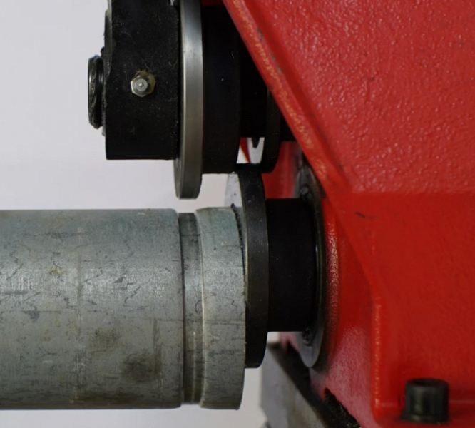 Накатка желобков на трубах в ПрофСтройСнаб